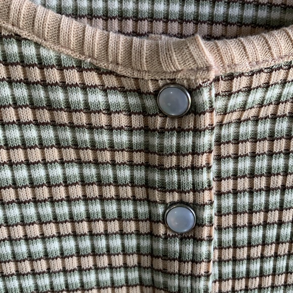 Levi's Ribbed Crop Blouse size Small - Picture 4 of 5